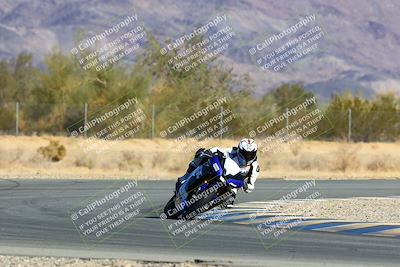 media/Jan-09-2022-SoCal Trackdays (Sun) [[2b1fec8404]]/Turn 6 (1035am)/